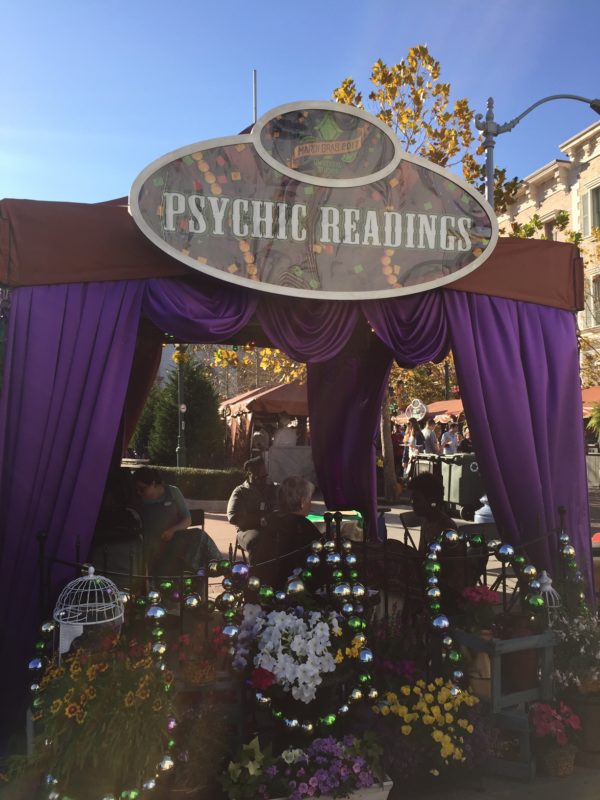 psychic readings at Universal