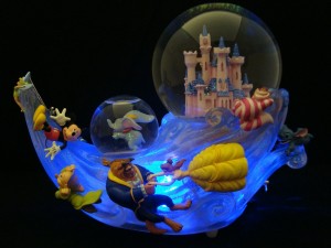 Snow Globes - Disney MONEY mistakes to avoid